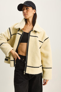 Kadın Suni Deri Biye Detaylı Cepli Teddy Biker Ceket 2370 60281126 - Bej CEKET modelleri