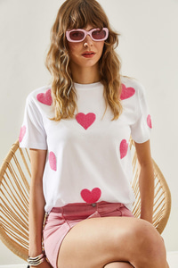 Kadın Süzene Kalp Nakışlı Basic T-Shirt 60251208 - Beyaz T-SHİRT modelleri