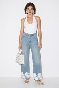 Kadın Taş İşlemeli Dantel Paça Wide Leg Denim Pantolon DP261032 60286416 - Mavi PANTOLON modelleri