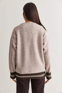Kadın Teddy Aplikeli Çapraz Nakış Detaylı Bisiklet Yaka Oversize Triko Kazak 5307 60286700 - Bej KAZAK modelleri