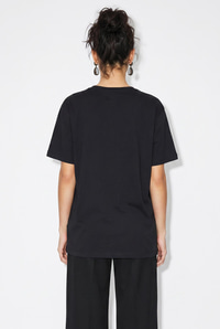 Kadın V Yaka Baskı Detaylı Rahat Kesim Viskon T-Shirt 60382609 - Siyah T-SHİRT modelleri