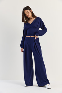 Kadın V Yaka Bel Korsajlı Crop Bluz Bel Pileli Palazzo Pantolon Modal Takım 0480 60286539 - Lacivert ALT - ÜST TAKIM modelleri