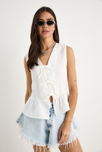 Kadın V Yaka Fiyonk Detaylı Müslin Peplum Bluz G28-4883 60283356 - Beyaz