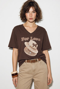 Kadın V Yaka For Love Nakış ve Boncuk İşlemeli Oversize T-Shirt 2240 60286329 - Acı Kahve T-SHİRT modelleri