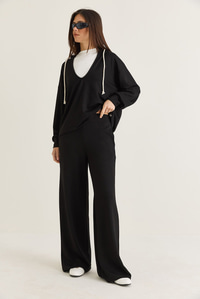 Kadın V Yaka Kapüşonlu Oversize Sweatshirt Atlet Wide Leg Pantolon 3'lü Takım 4229 60286661 - Siyah ALT - ÜST TAKIM modelleri
