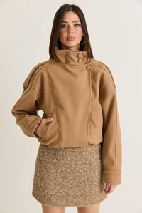 Kadın Viral Oversize Yüksek Yaka Apolet Detaylı Suni Kaşe Kaban 427 60286643 - Camel DIŞ GİYİM modelleri
