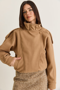 Kadın Viral Oversize Yüksek Yaka Apolet Detaylı Suni Kaşe Kaban 427 60286643 - Camel DIŞ GİYİM modelleri