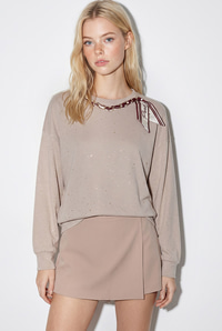 Kadın Yaldız Baskılı Zincir ve Fular Detaylı Modal Oversize Sweatshirt 2266 60286477 - Bej SWEATSHİRT modelleri