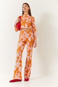 Kadın Yarım Balıkçı Yaka Uzun Kollu Crop Beli Lastikli Pantolonlu Alt-Üst Takım 60261375 - Orange-Pudra