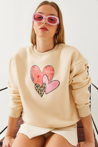 Kalp Baskılı Sweatshirt MBHS017 60601017 - Bej