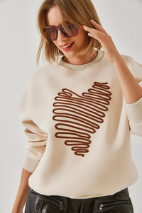 Kalp Nakışlı Sweatshirt 60601030 - Bej