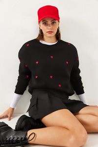 Kalp Nakışlı Sweatshirt MBHS016 60601016 - Siyah