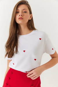 Kalp Nakışlı Tshirt 60602004 - Beyaz