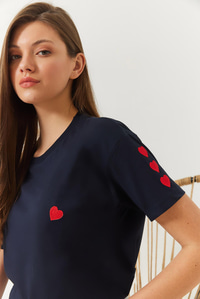 Kalp Nakışlı Tshirt 60602008 - Lacivert