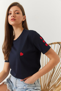 Kalp Nakışlı Tshirt 60602008 - Lacivert