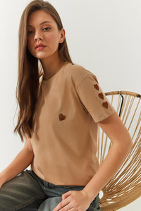 Kalp Nakışlı Tshirt 60602008 - Vizon