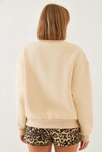 Kalp ve Yazı Baskılı Sweatshirt MBHS023 60601023 - Bej