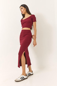 Kare Yaka Kısa Kollu Crop Yırtmaç Detaylı Kaşkorse Alt-Üst Takım 60284032 - Bordo