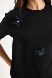 Kelebek Aksesuarlı Bisiklet Yaka Pamuklu T-Shirt 60602071 - Siyah