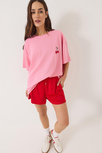 Kiraz Nakış İşlemeli Bisiklet Yaka Kısa Kollu Oversize T-Shirt 4011 60283152 - Pembe