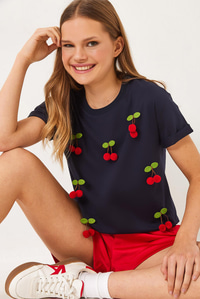 Kısa Kollu Kiraz Aksesuarlı T-Shirt 60602016 - Lacivert