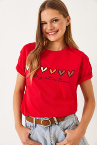 Kısa Kollu Renkli Kalp Baskılı Basic T-Shirt 60602017 - Kırmızı