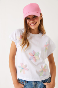 Kısa Kollu Renkli Tül Çiçek Aksesuarlı T-Shirt 60602015 - Beyaz
