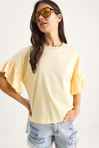 Kolları Fırfırlı Bisiklet Yaka Pamuklu T-Shirt 60602074 - Tereyağ
