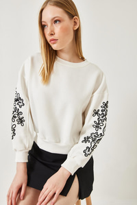 Kolları Nakış Desenli Sweatshirt 60601029 - Ekru