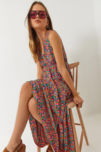 Kruvaze Yaka Kolsuz Çiçek Desenli Maxi Elbise 60261463 - Çok Renkli