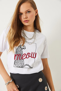Leopar Baskılı Nakış Detaylı Kısa Kollu T-Shirt 60602018 - Beyaz