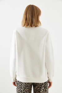 Leopar Baskılı Sweatshirt 60251805 - Beyaz SWEATSHİRT modelleri