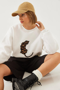 Leopar Baskılı Üç İplik Şardonlu Sweatshirt 60351105 - Beyaz