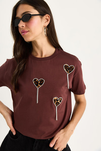 Leopar ve Taş Detaylı Kalpli Kısa Kollu T-Shirt 60602034 - Kahve