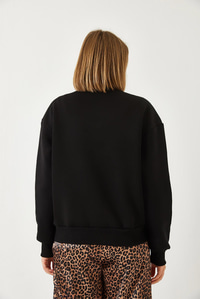 Leoparlı Üç Kalp Baskılı Sweatshirt 60601034 - Siyah