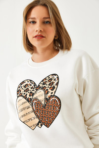 Leoparlı Üç Kalp Baskılı Sweatshirt 60601034 - Ekru