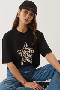 Leoparlı Yıldız Baskılı Bisiklet Yaka Kısa Kollu Oversize T-Shırt 0268 60283156 - Siyah