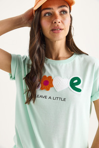 Love Aksesuarlı Normal Kalıp Pamuklu T-Shirt 60602070 - Su Yeşili