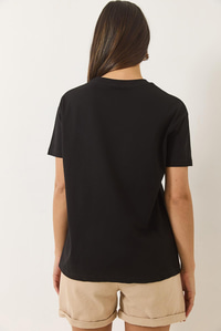Love Nakışlı Kalp Detaylı Bisiklet Yaka Kısa Kollu T-Shirt 60602025 - Siyah