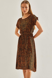 Multi Desenli Beli Lastikli Elbise 60101047 - Siyah-Camel ELBİSE modelleri