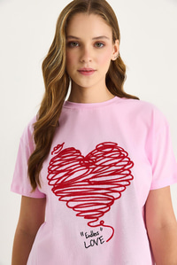 Pamuklu Kısa Kollu Bisiklet Yaka Kalp Nakışlı T-Shirt 60602028 - Pembe