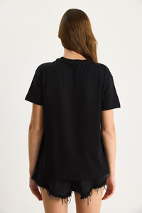 Papatya Aksesuarlı Kısa Kollu Pamuklu T-Shirt 60602039 - Siyah