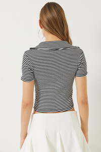 Polo Yaka Çizgili Kaşkorse Crop Basic T-Shirt 60284011 - Siyah-Beyaz