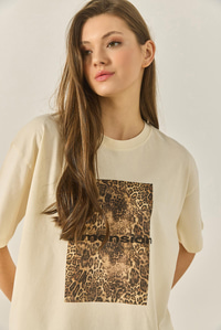 Premium Leopar Baskılı Oversize Pamuklu T-Shirt ÖT251040 60283293 - Bej