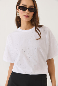 Pul Detaylı Bisiklet Yaka Kısa Kollu T-Shirt 3028 60283149 - Beyaz