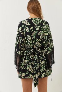 Püskül Detaylı Bağlamalı Desenli Kısa Viskon Kimono 60261497 - Siyah