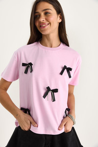 Saten Kurdela Aksesuarlı Taş Detaylı T-Shirt 60602011 - Pembe