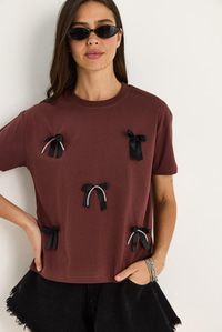Saten Kurdela Aksesuarlı Taş Detaylı T-Shirt 60602011 - Kahve