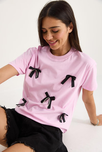 Saten Kurdela Aksesuarlı Taş Detaylı T-Shirt 60602011 - Pembe