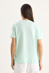 Taşlı Kalp Aksesuarlı Normal Kalıp Pamuklu T-Shirt 60602069 - Su Yeşili